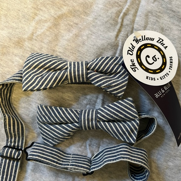 Little boys matching bow ties. Blue and white stripes - Picture 1 of 1